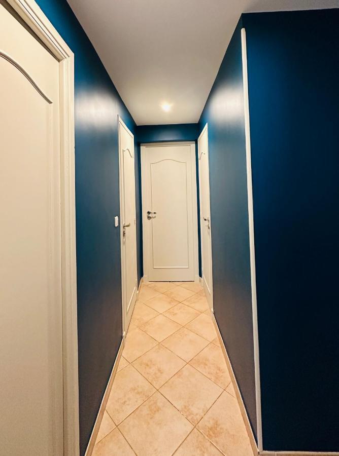 The Nice - 3 Rooms, 3Air Cond, 3Tv, 3Fans, 2 Wc, Wifi Everywhere 5Min Aeroport, Train, Beach, 1Min Tram, 15 Min Centre, Port, Parking Possible Экстерьер фото